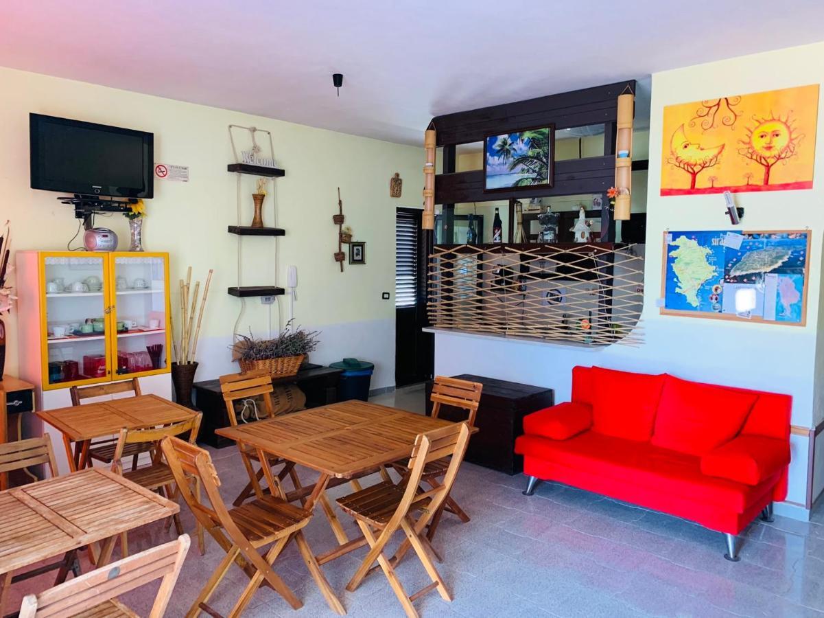 Bed and Breakfast Beb Eclissi Fontane Bianche Exterior foto