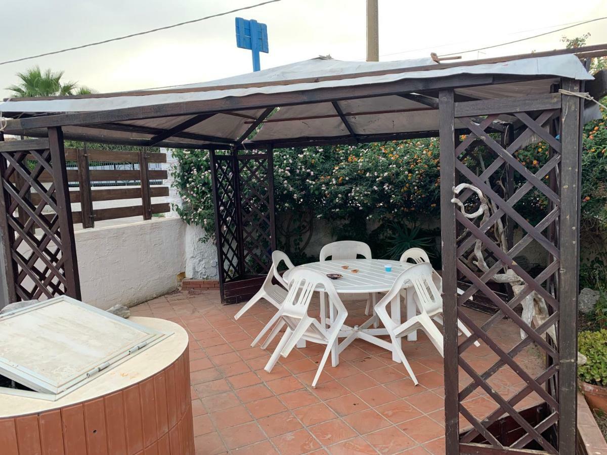 Bed and Breakfast Beb Eclissi Fontane Bianche Exterior foto